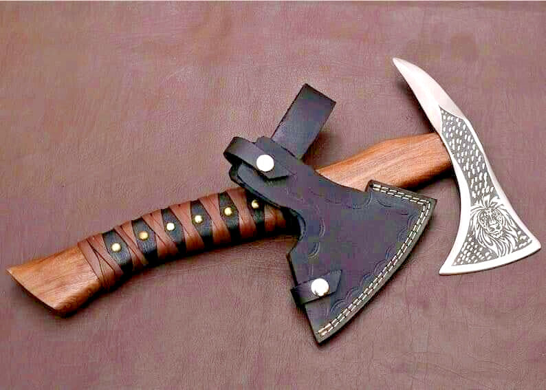 Lion Head Etching Axe Custom Hand Crafted Functional Sharp Viking Hatchet Axe with Leather Sheath
